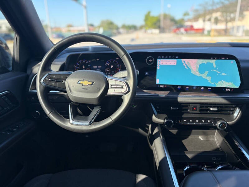2025 Chevrolet Tahoe LS