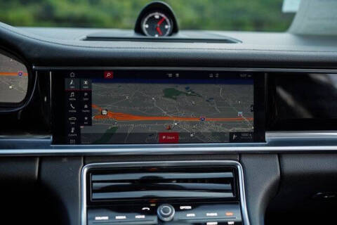 2018 Porsche Panamera 4