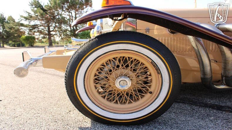 1974 Excalibur Phaeton