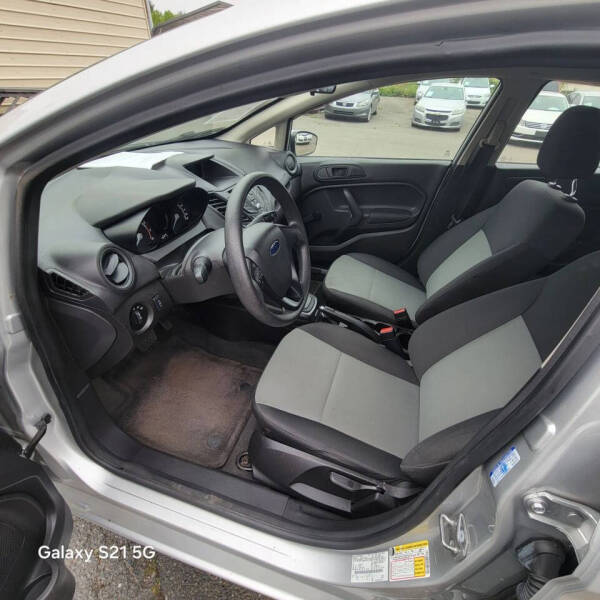 2016 Ford Fiesta S