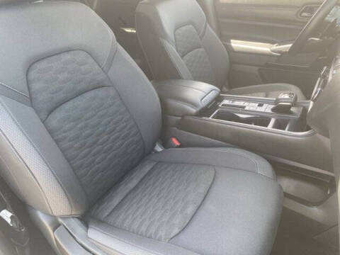 2025 Nissan Pathfinder S