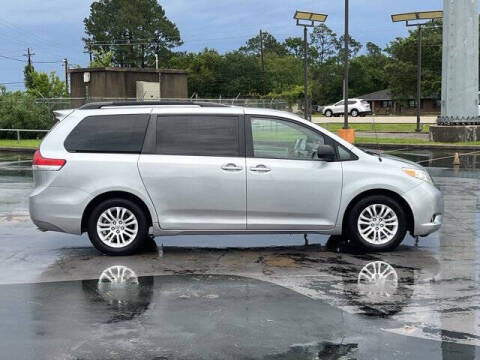 2014 Toyota Sienna