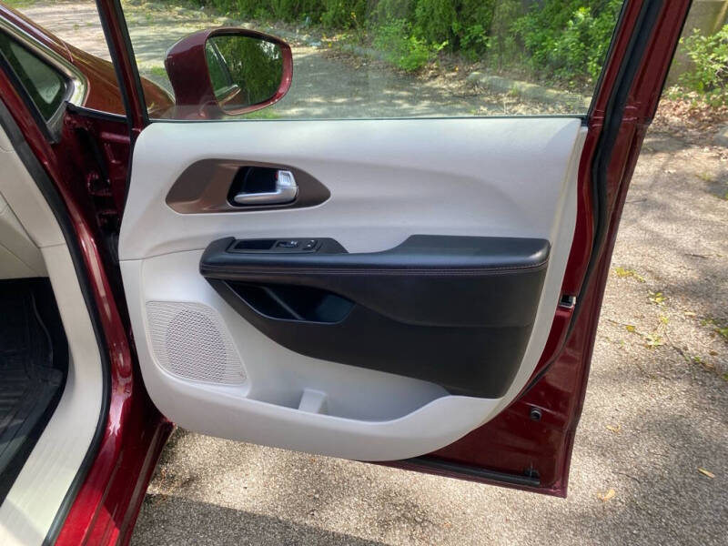 2018 Chrysler Pacifica Touring L Plus