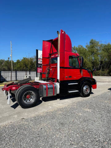 2015 Volvo VNL SINGLE AXLE DAY CAB