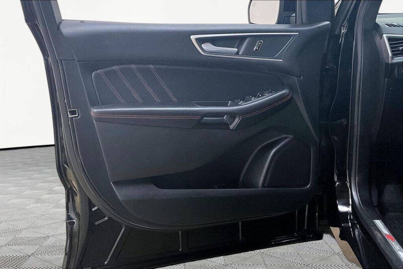 2022 Ford Edge ST-Line