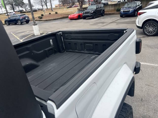 2022 Jeep Gladiator Overland