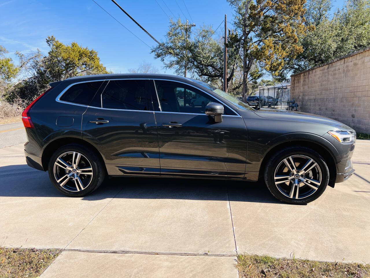 Used Car 2020 Volvo Xc60  T5 Momentum 4dr Suv For Sale Under $20,000 In Austin, Texas