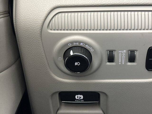 2023 Jeep Wagoneer Series III