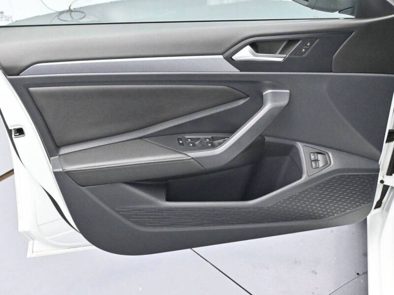 2023 Volkswagen Jetta SE