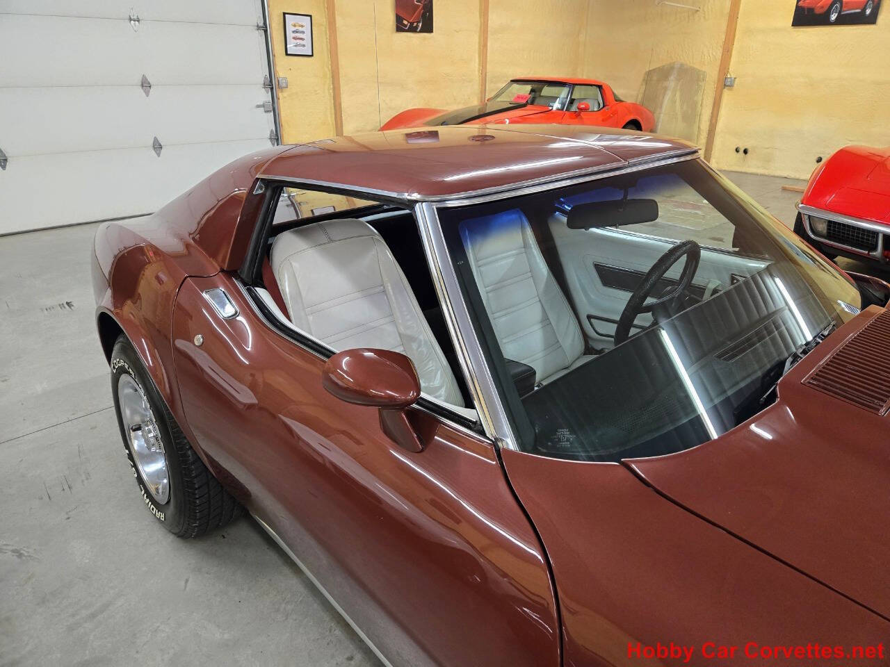 1976 Chevrolet Corvette 22