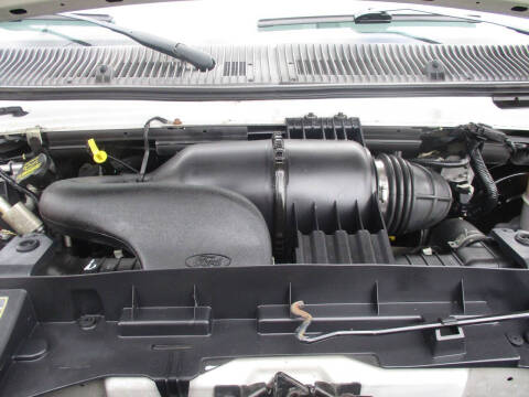 2009 Ford E-Series E-150 XLT