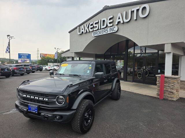2023 Ford Bronco Black Diamond Mid (322A) 4x4's photo