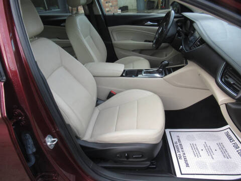 2020 Buick Regal Sportback Essence