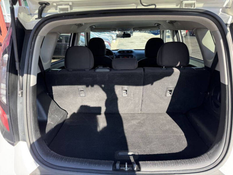 2016 Kia Soul Base photo 5