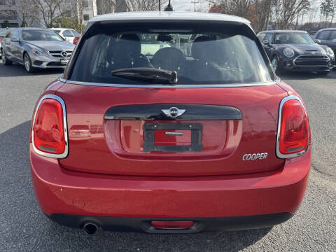 2016 MINI Hardtop 4 Door Cooper