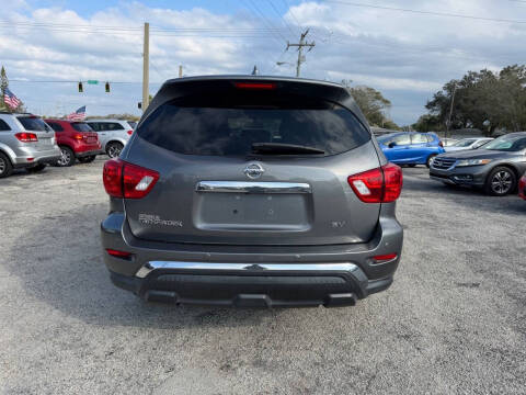2019 Nissan Pathfinder SV