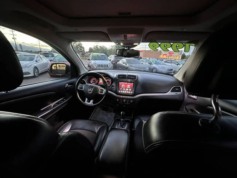 2018 Dodge Journey Crossroad