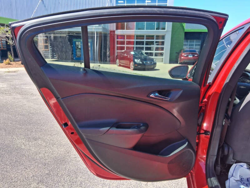 2017 Chevrolet Cruze LS Auto