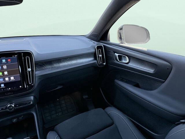 2024 Volvo XC40 Recharge Plus