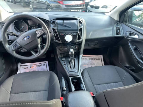 2016 Ford Focus SE