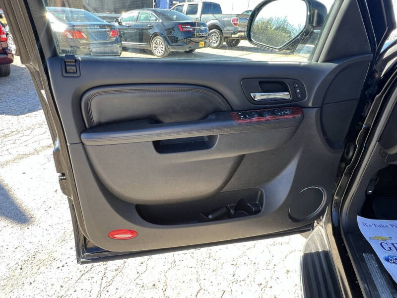 2011 Cadillac Escalade ESV Luxury