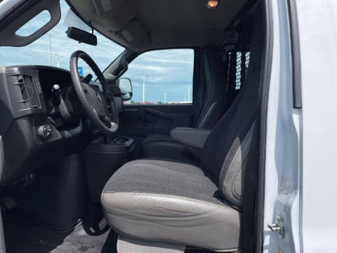 2024 Chevrolet Express 2500