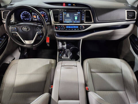 2019 Toyota Highlander LE Plus