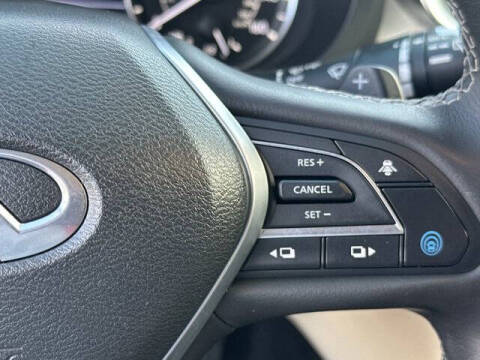 2022 Infiniti QX50 Essential