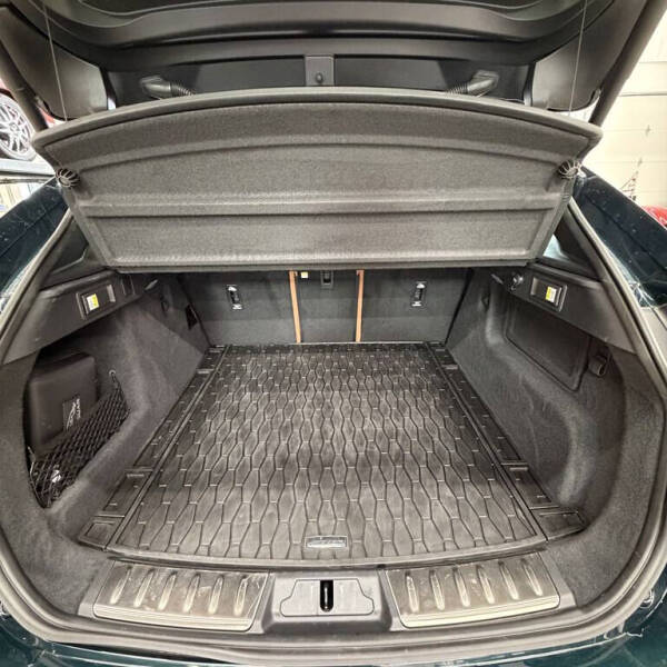 2025 Jaguar F-PACE SVR 575 EDITION