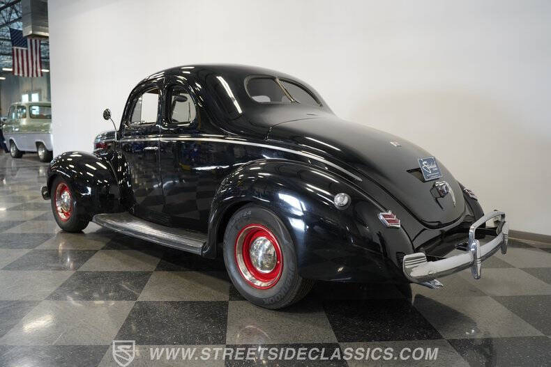 1940 Ford Deluxe