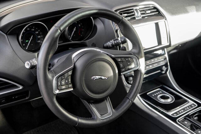 2018 Jaguar XE 35t Prestige