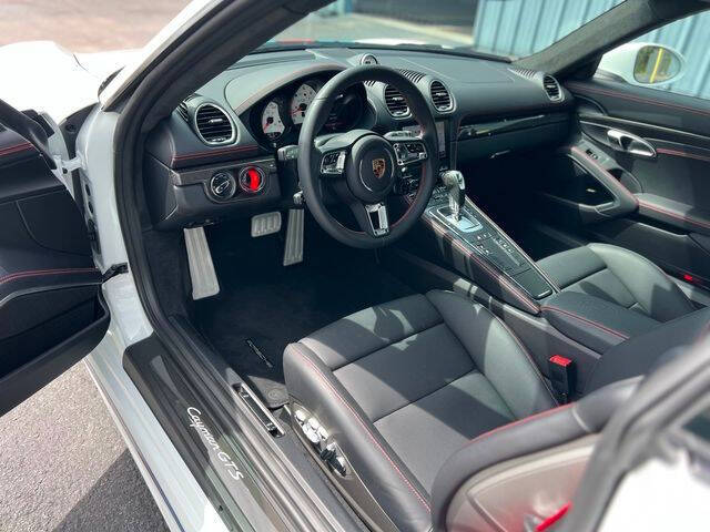 2024 Porsche 718 Cayman GTS 4.0