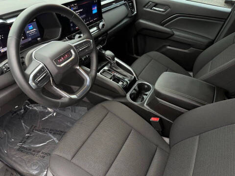 2025 GMC Canyon Elevation