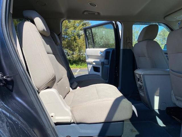 2009 Ford Flex SE