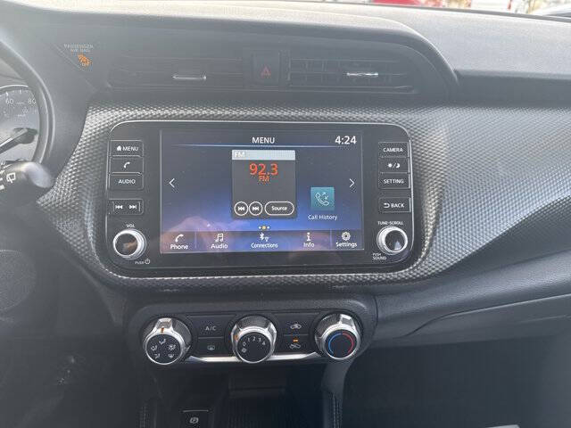 2024 Nissan Kicks SV