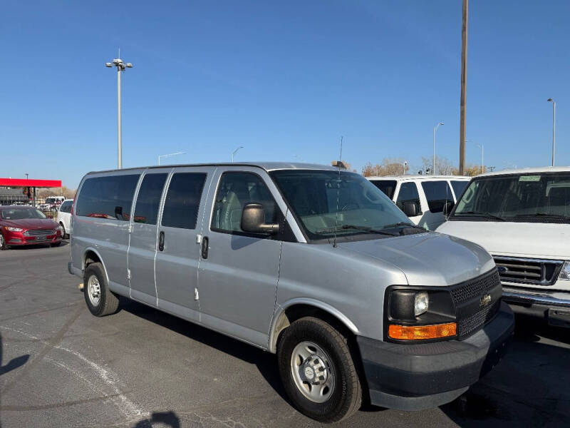 2017 Chevrolet Express LS 3500