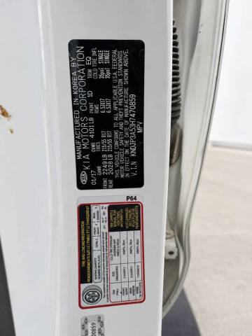 2017 Kia Soul +