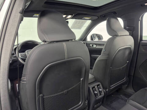 2024 Volvo XC40 Recharge Twin Plus