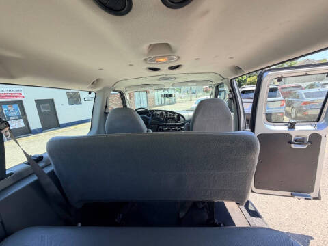 2006 Ford E-Series E-350 SD XL