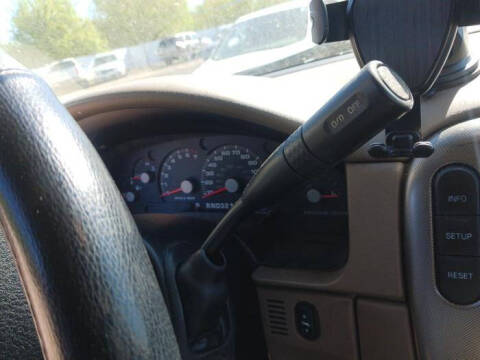 2005 Ford Explorer XLT