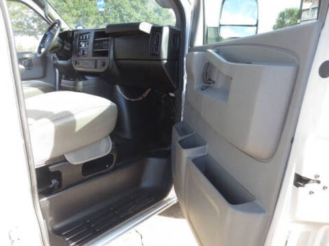 2016 Chevrolet Express LT 2500