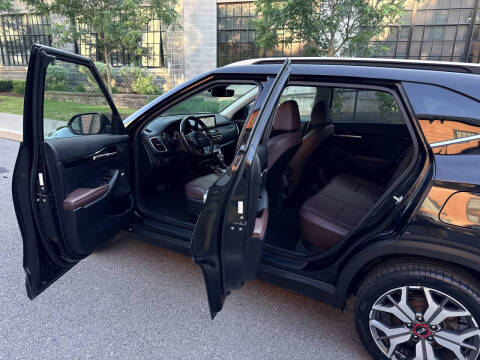 2022 Kia Seltos SX
