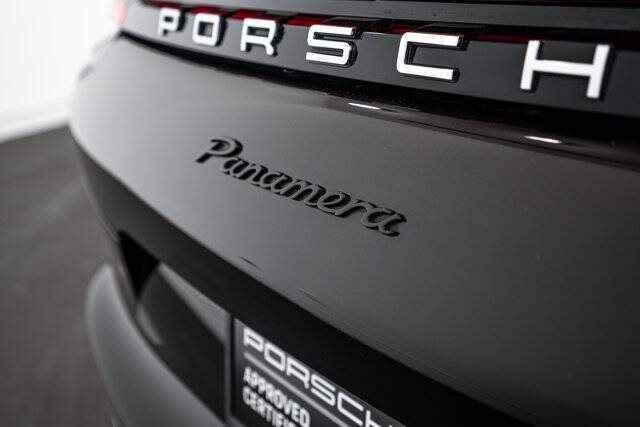 2017 Porsche Panamera