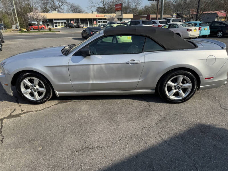 2013 Ford Mustang V6