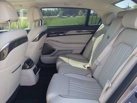 2019 Genesis G90
