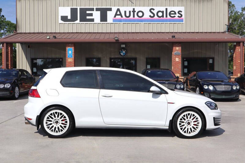 2016 Volkswagen Golf GTI SE