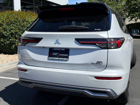 2026 Mitsubishi Outlander PHEV SEL