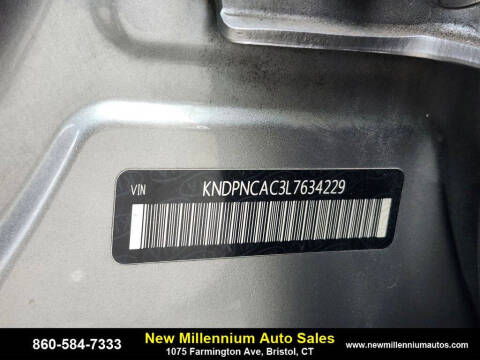 2020 Kia Sportage EX