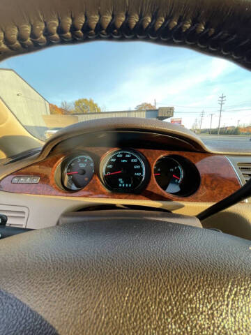 2011 Buick Lucerne CX