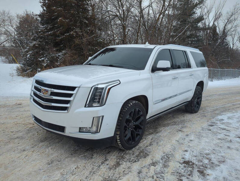2019 Cadillac Escalade ESV Platinum's photo